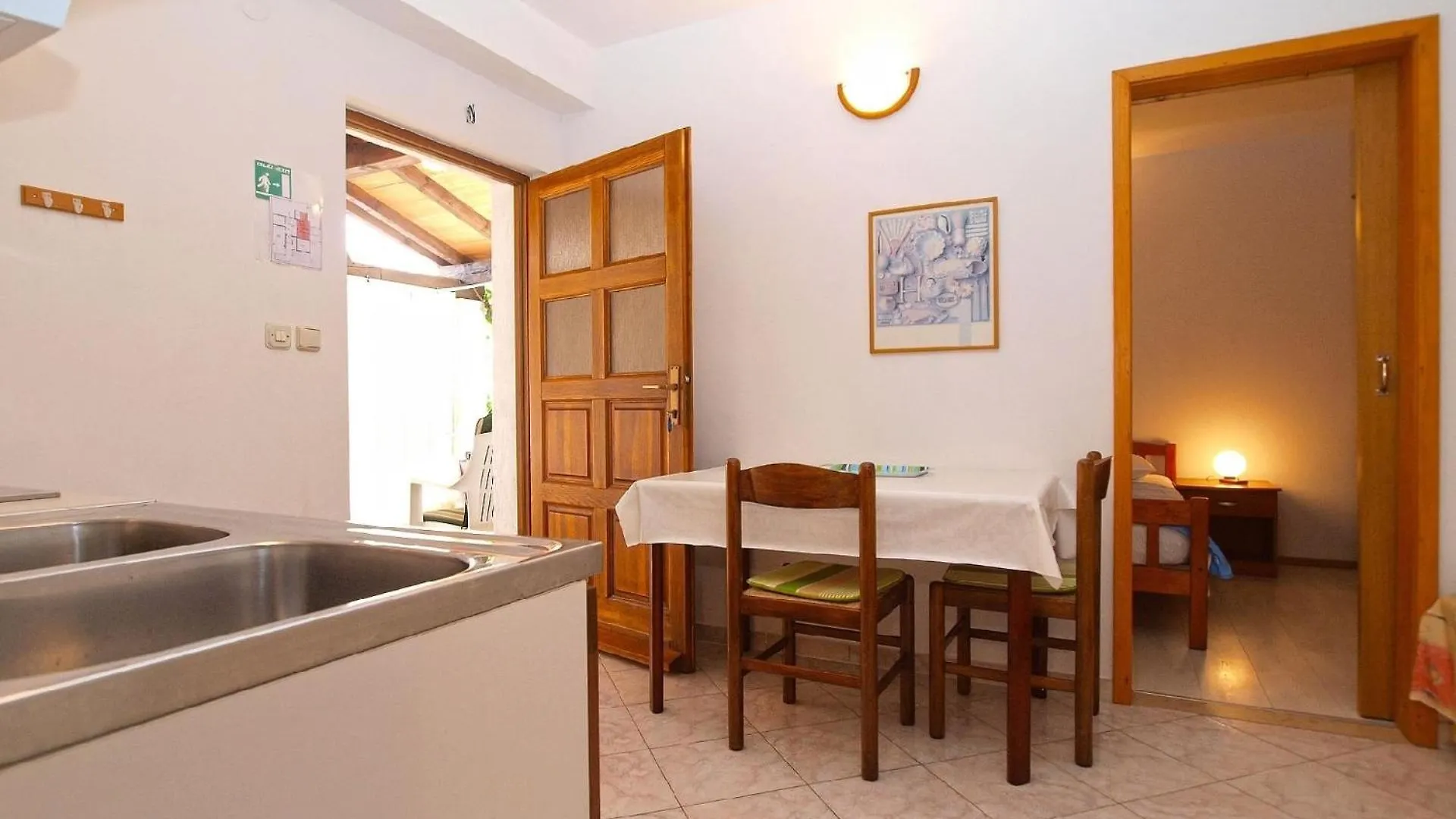 Apartment Ferienwohnung Fuer 3 Personen Ca 30 Qm In Fazana, Istrien Istrische Riviera